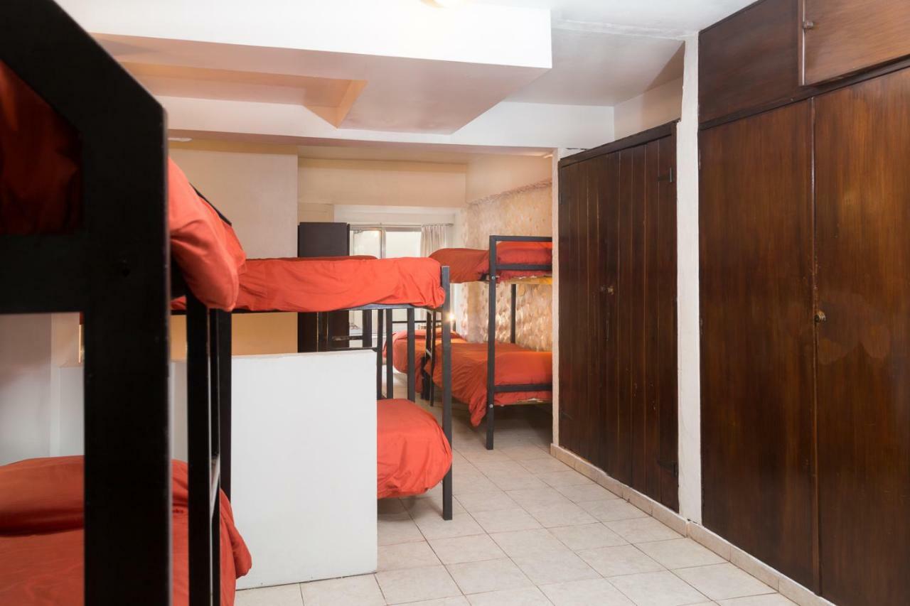 Hostel Los Troncos Сан-Карлос-де-Барілоче Екстер'єр фото
